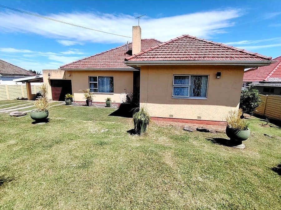 3 Bedroom Property for Sale in Cambridge Eastern Cape